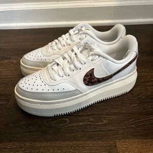 Nike Court Vision Alta